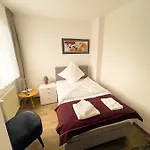 Kronenkurve Hotel