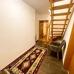 Kronenkurve 호텔